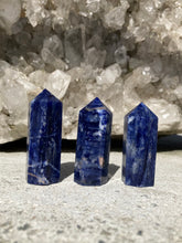 Indlæs billede til gallerivisning Sodalit Tårne 5 - 6 cm