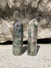 Load image into Gallery viewer, Fluorit Tårne 8 - 9 cm