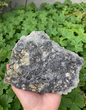 Indlæs billede til gallerivisning Nålekvarts med Galena og Pyrit