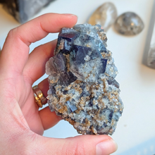 Indlæs billede til gallerivisning Colorshift fluorit med kvarts