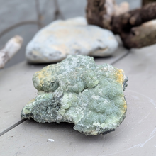 Load image into Gallery viewer, Prehnit