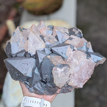 Indlæs billede til gallerivisning Stor vulkansk kvarts