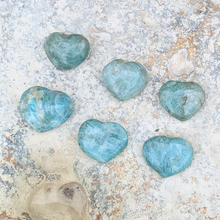 Load image into Gallery viewer, Amazonit hjerter