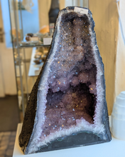 Indlæs billede til gallerivisning Ametyst grotte 20,88kg