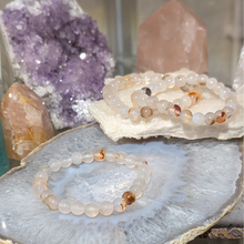 Indlæs billede til gallerivisning Armbånd i chalcedon med 8mm perler