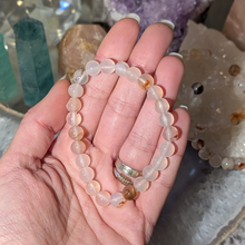 Indlæs billede til gallerivisning Armbånd i chalcedon med 8mm perler