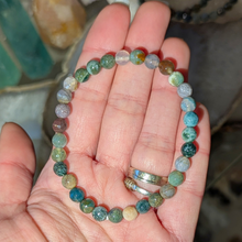 Indlæs billede til gallerivisning Facet slebet fancy jaspis armbånd med 6mm perler