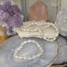 Load image into Gallery viewer, Armbånd i ferskvandsperler