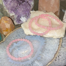 Indlæs billede til gallerivisning Armbånd i rosakvarts med 6mm perler