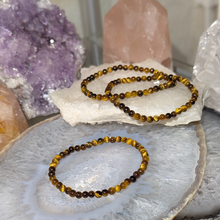 Indlæs billede til gallerivisning Armbånd i tigerøje med 4mm perler
