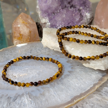 Indlæs billede til gallerivisning Armbånd i tigerøje med 4mm perler