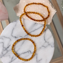 Load image into Gallery viewer, Rav armbånd med 6 mm perler