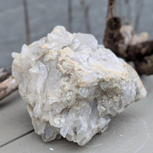 Load image into Gallery viewer, Bjergkrystal klynge