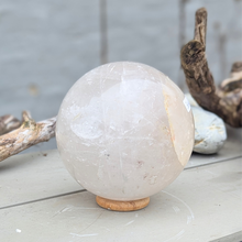 Indlæs billede til gallerivisning Stor bjergkrystal kugle