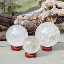 Load image into Gallery viewer, Bjergkrystal kugler