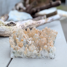 Indlæs billede til gallerivisning Bjergkrystal med galena, pyrit og calcit