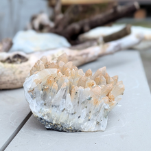 Indlæs billede til gallerivisning Bjergkrystal med galena, pyrit og calcit