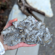 Indlæs billede til gallerivisning Bjergkrystal med marcasit, galena og pyrit