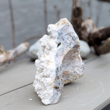 Indlæs billede til gallerivisning Calcit med baryt, kvarts og pyrit
