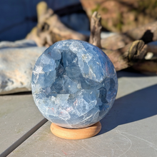Indlæs billede til gallerivisning Celestit kugle