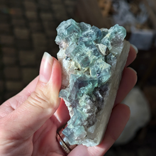 Indlæs billede til gallerivisning Colorshift fluorit med kvarts og galena