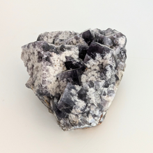 Indlæs billede til gallerivisning Colorshift fluorit