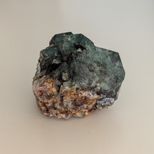 Indlæs billede til gallerivisning Colorshift fluorit