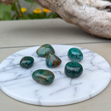 Indlæs billede til gallerivisning Chrysocolla lommesten