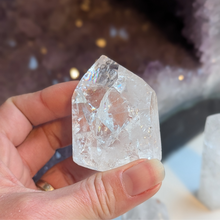 Indlæs billede til gallerivisning Fire and ice bjergkrystal tårne 100-150g