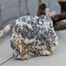 Indlæs billede til gallerivisning Galena med pyrit og calcit