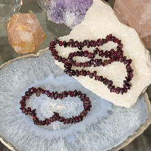 Indlæs billede til gallerivisning Chip armbånd i granat