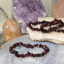 Indlæs billede til gallerivisning Chip armbånd i granat