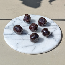 Indlæs billede til gallerivisning Granat med stjerner lommesten