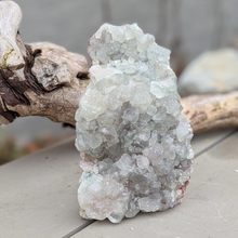 Indlæs billede til gallerivisning Grøn apophyllit