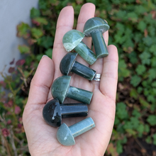 Load image into Gallery viewer, Grøn aventurin svampe