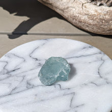 Indlæs billede til gallerivisning Krystal sæt i æske med pendul i howlit markaba