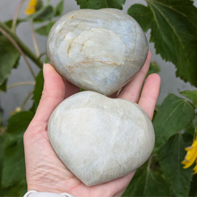 Indlæs billede til gallerivisning Grøn månesten hjerter