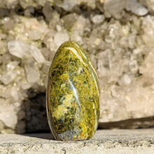 Load image into Gallery viewer, Grøn opal freeform