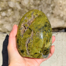Load image into Gallery viewer, Grøn opal freeform