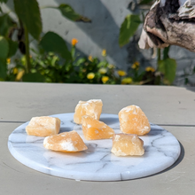 Load image into Gallery viewer, Gul calcit lommesten