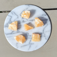 Load image into Gallery viewer, Gul calcit lommesten