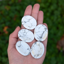 Indlæs billede til gallerivisning Howlit nussesten