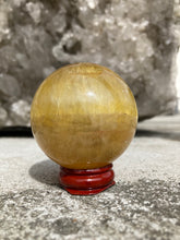 Indlæs billede til gallerivisning Gul Fluorit Kugle