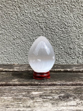 Indlæs billede til gallerivisning Selenit Æg