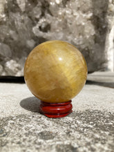 Indlæs billede til gallerivisning Gul Fluorit Kugle