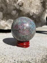 Indlæs billede til gallerivisning Kyanit/Fuchsit med Rubin