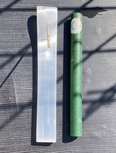 Indlæs billede til gallerivisning Selenit Røgelsesholder