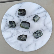 Indlæs billede til gallerivisning Kambaba jaspis lommesten