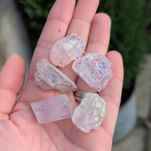 Indlæs billede til gallerivisning Kunzit