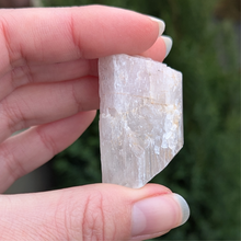 Indlæs billede til gallerivisning Kunzit